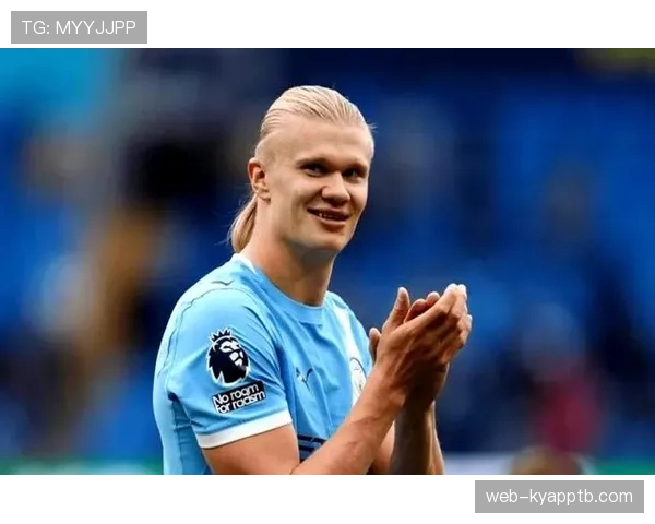 哈兰德回撤接应如何撕裂中卫防线制造射门威胁