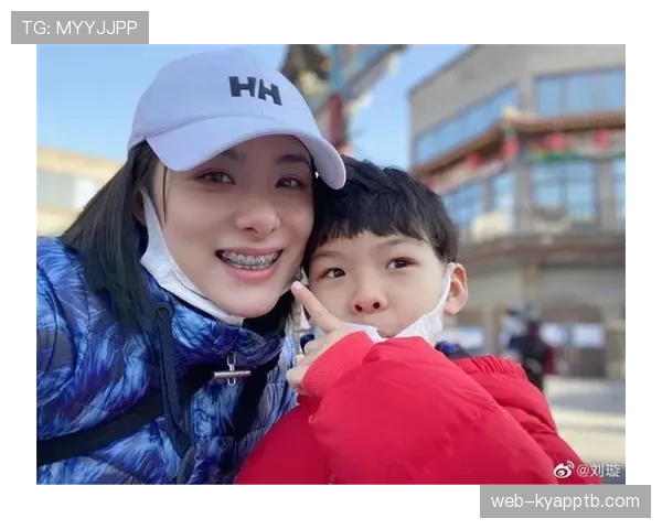 刘璇逛街那张图笑死我，赛场上铁娘子和试衣间里狂刷卡的她根本不是一个人